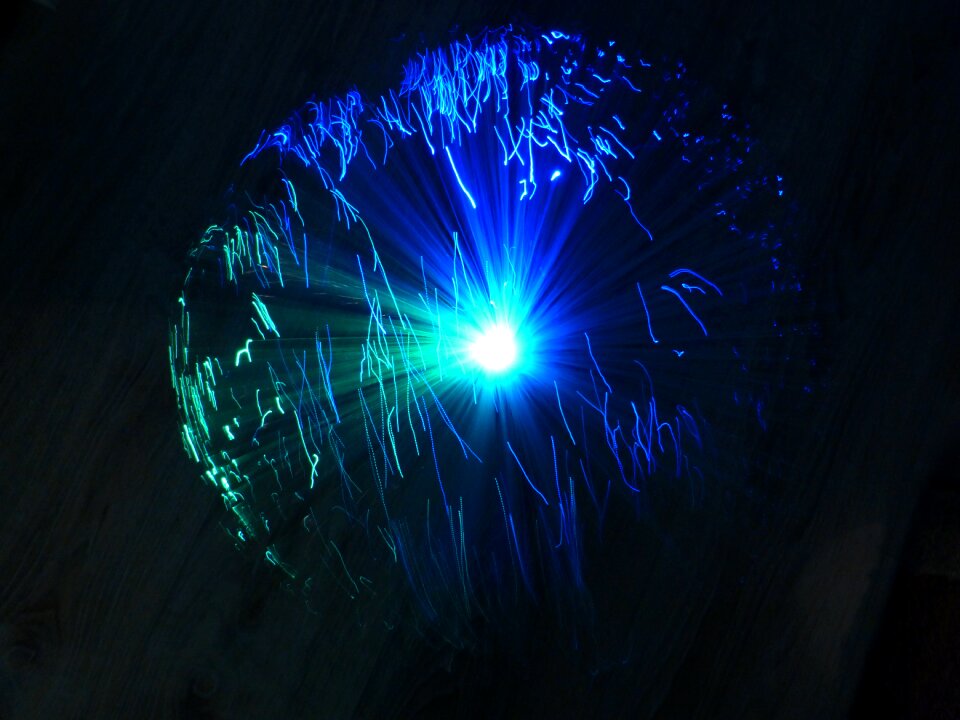 Movement lighting color green