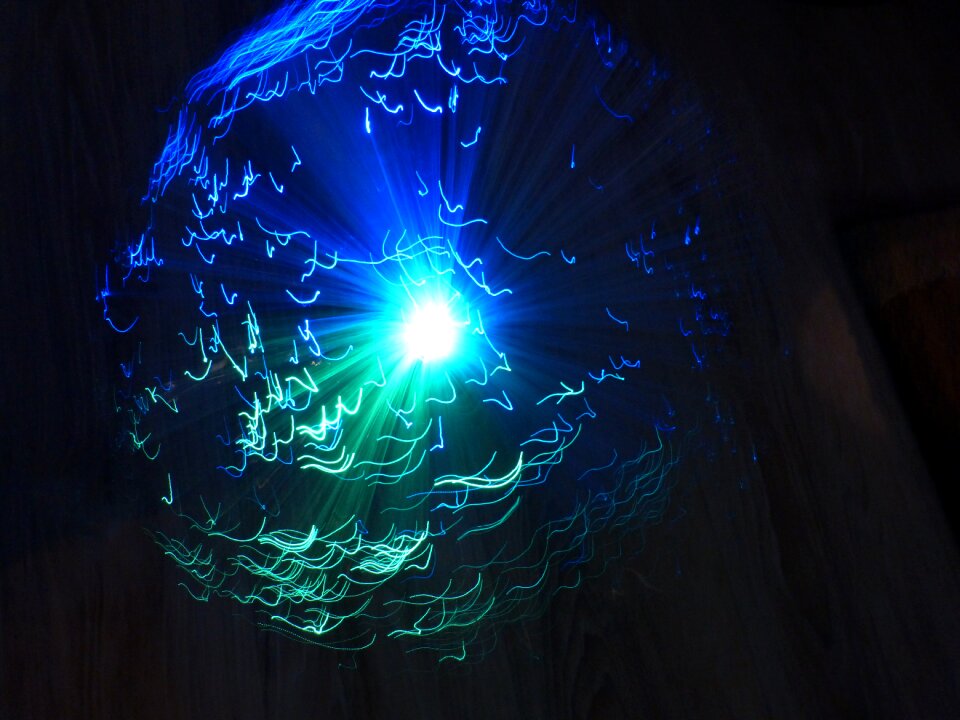Movement lighting color green