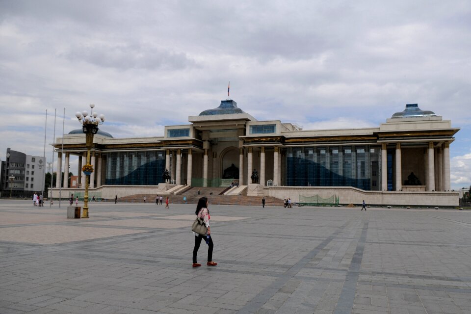 Ulan bator capital hauptplatz