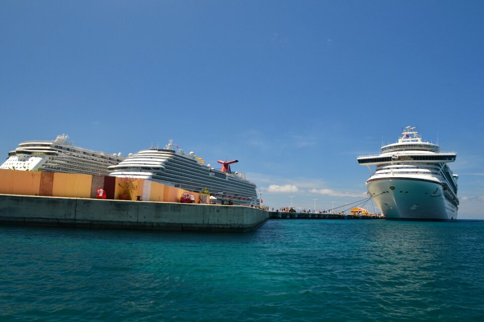 Travel cruise luxury