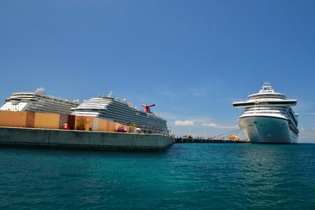 Travel cruise luxury photo