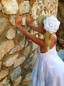 Wall summer white dress