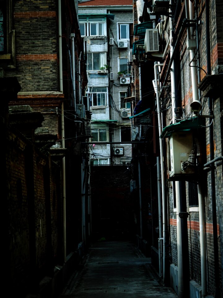 Alley landscape cbd
