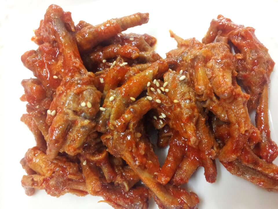 Chicken feet stir-fried chicken feet spicy chicken feet