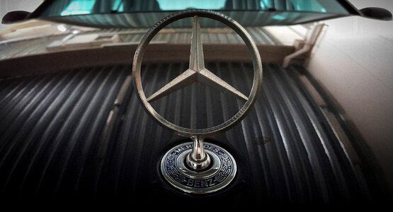 Mercedes benz mercedes logo car