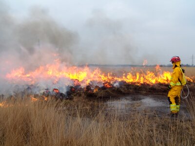 Heath fire fire department extinguish