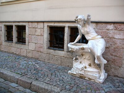 Riga building sculpture