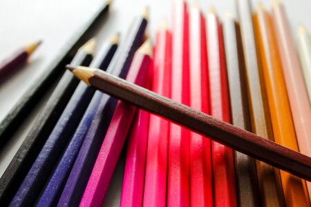 To color white beige