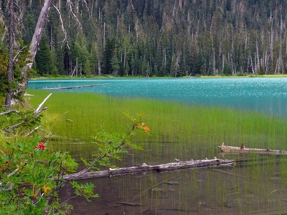 Glacier lake mountain