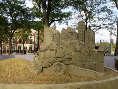 The hague sand sculpture courtyard