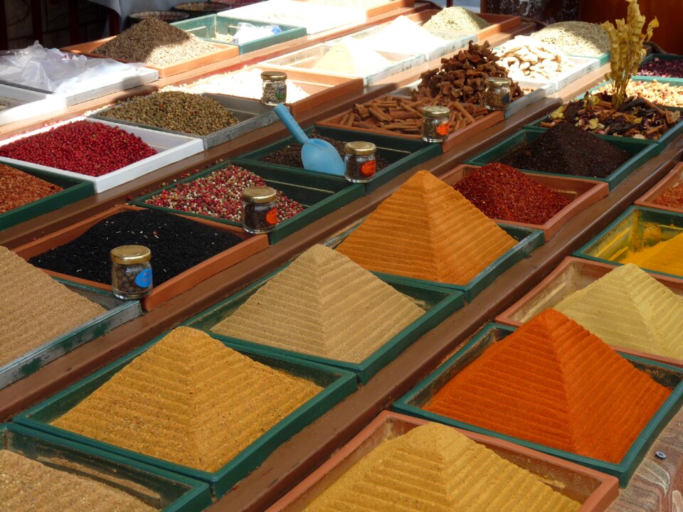 Cumin cinnamon sweeteners