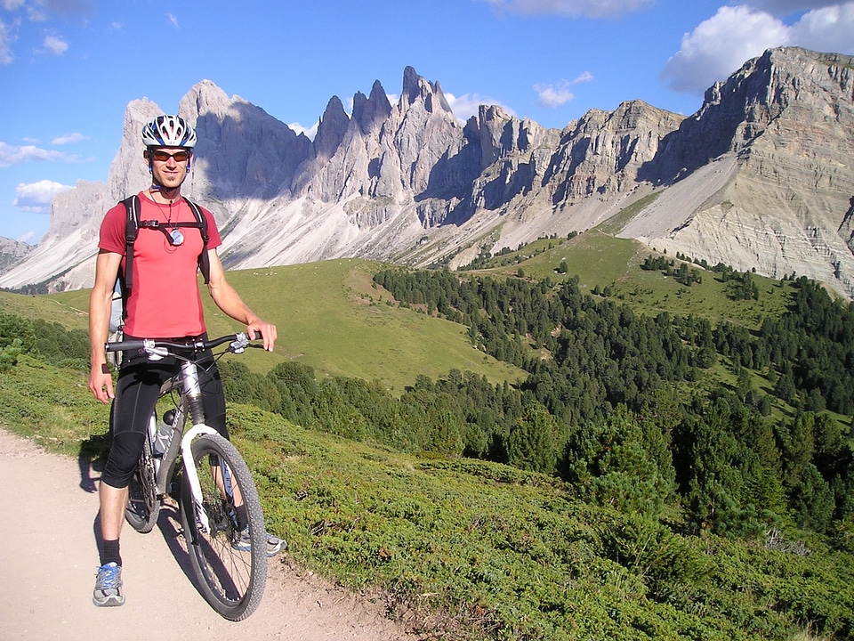 Tour transalp bike ride