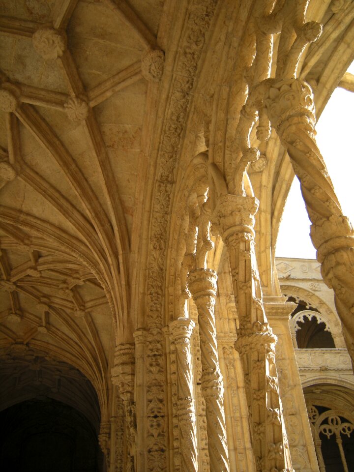 Columns building classic