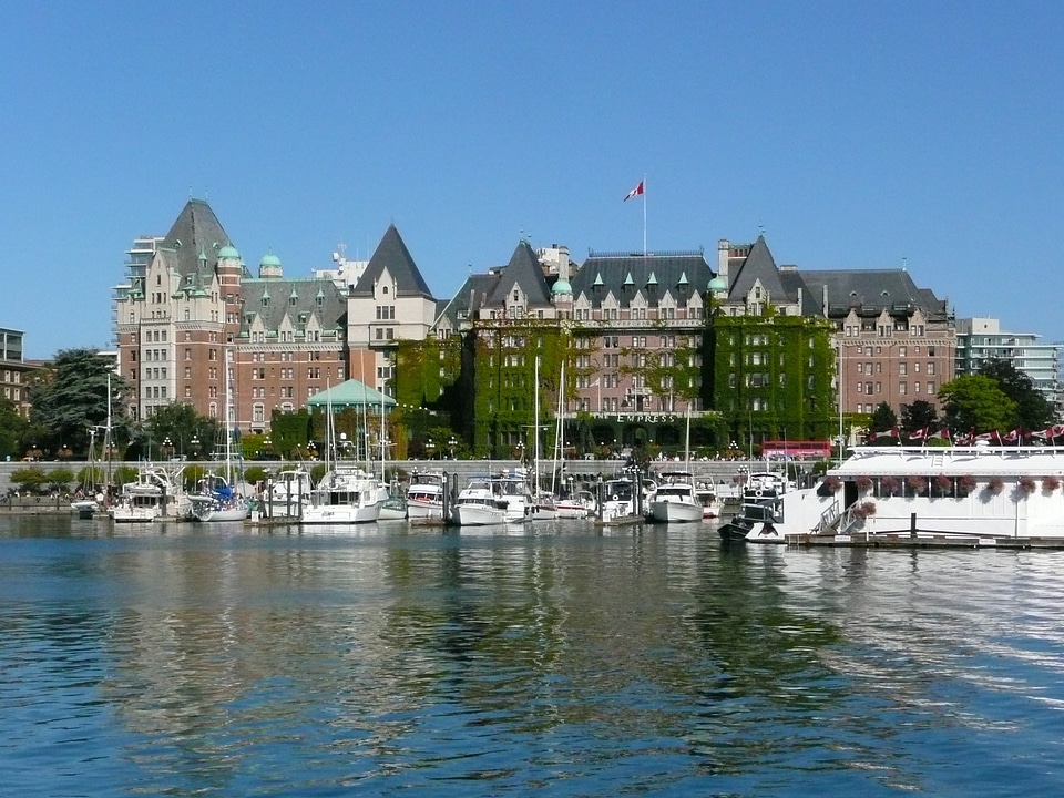 Water empress hotel pacific