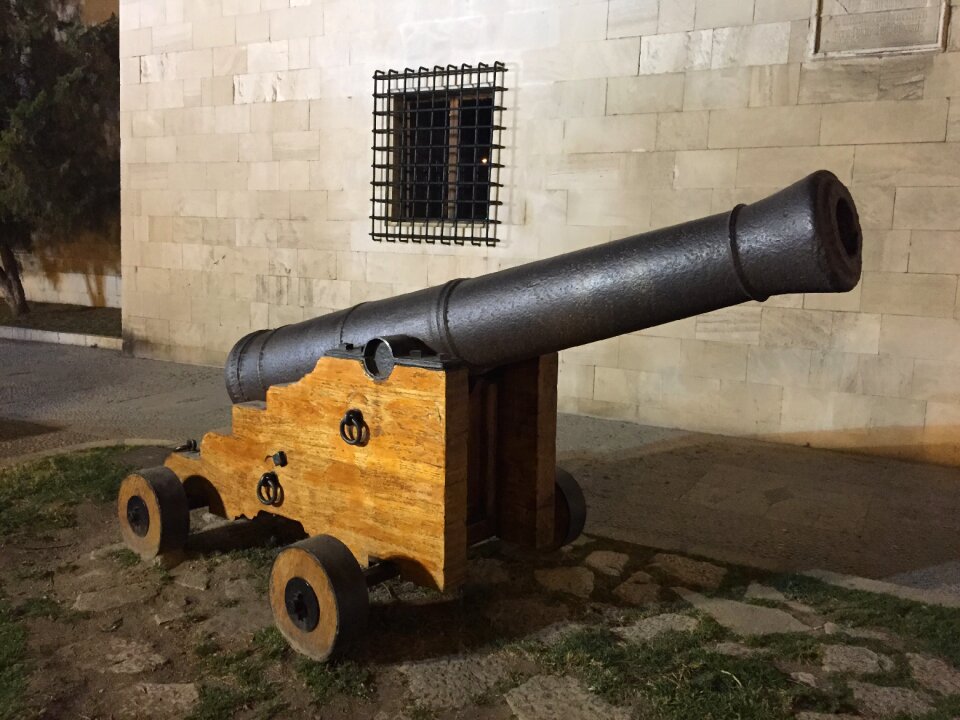 War weapon history