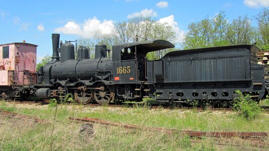 Museum locomotive towing vehicle locomotive