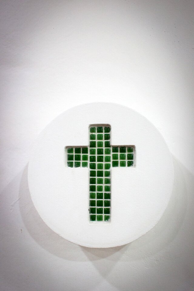 Cross tile wall decorations
