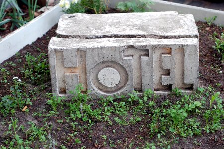 Panel sign hotel