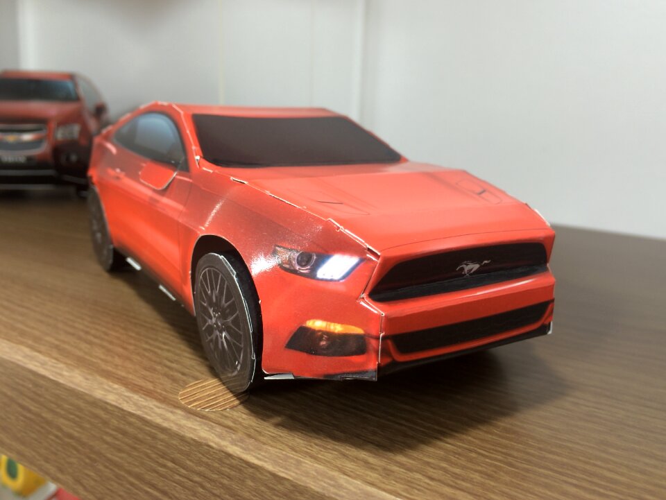 Murs teng car paper toy
