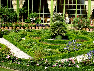 Baroque bed bed border