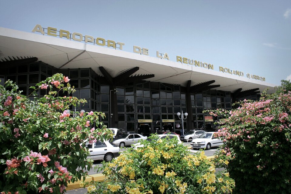 Airport reunion island travel