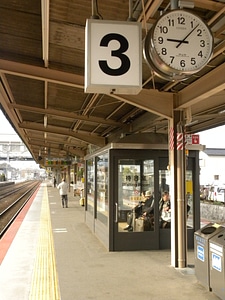 Time dock train three