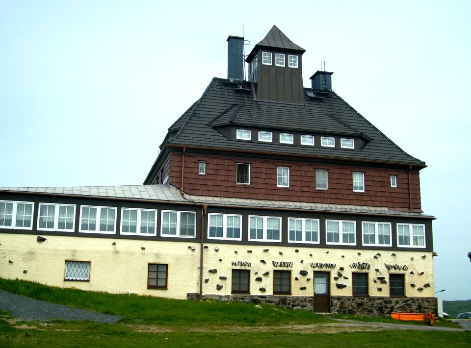 Rinds mountain mountain architecture