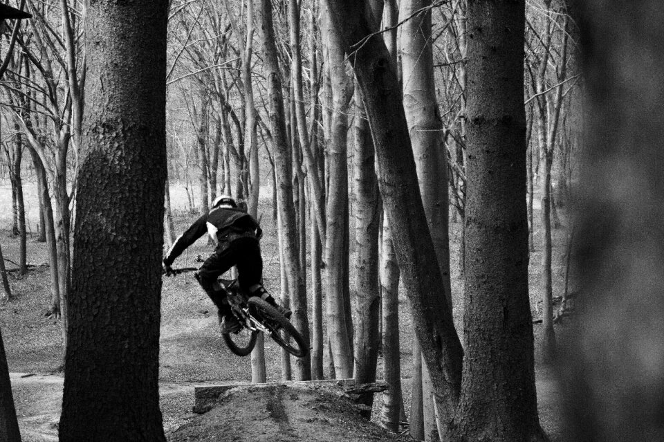 Rairdon downhill black white