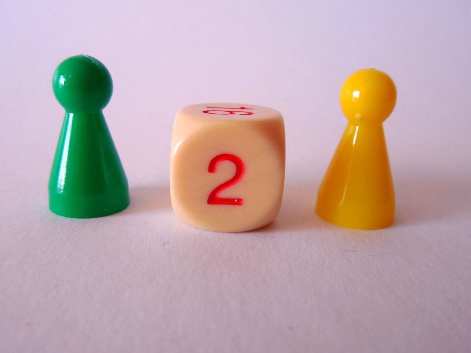 Play pair game characters