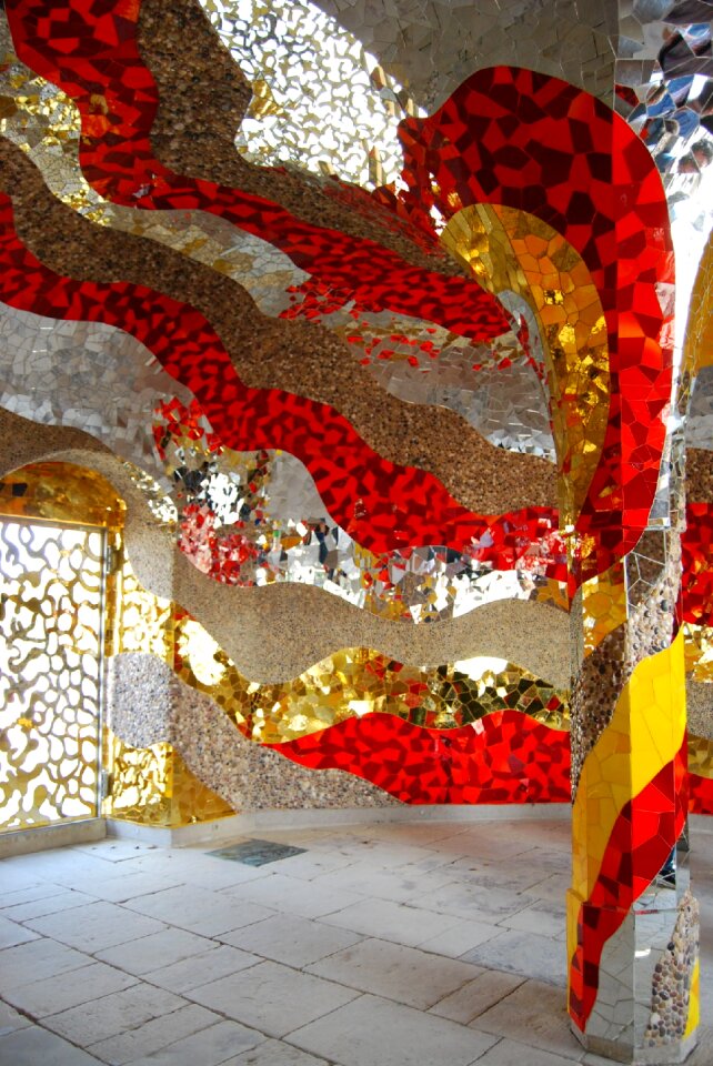Niki de saint phalle grotto hanover