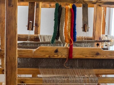 Loom work house
