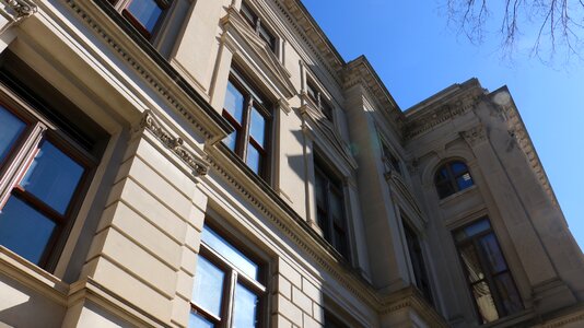 Capitol architecture