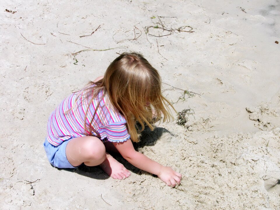 Playing sand