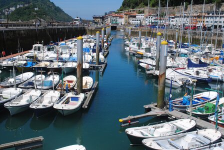 Bay boat sea