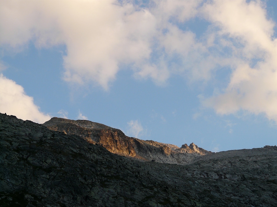 Mountains wide hiking