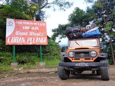 Car indonesia travellers