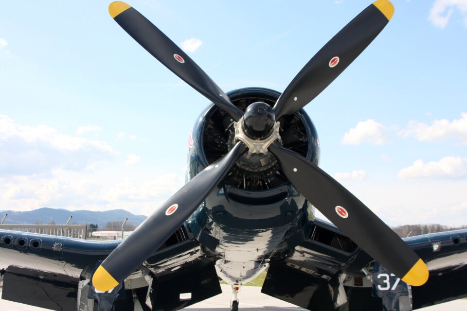 Aerobatics engine corsair