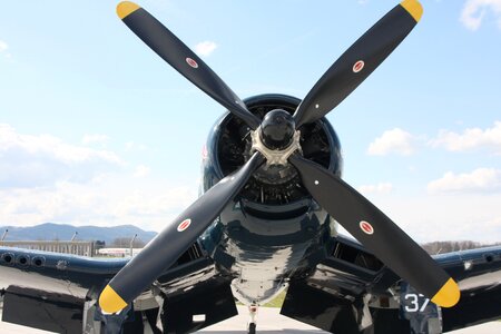 Aerobatics engine corsair