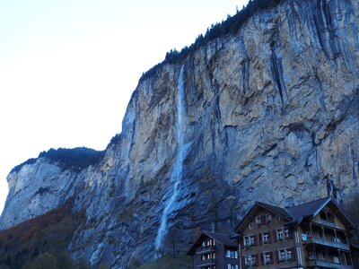 Lauterbrunnen steep steep wall photo