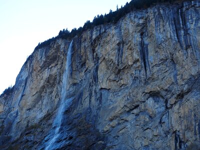 Lauterbrunnen steep steep wall photo