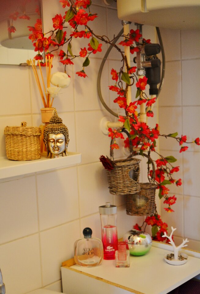 Bathroom style flower