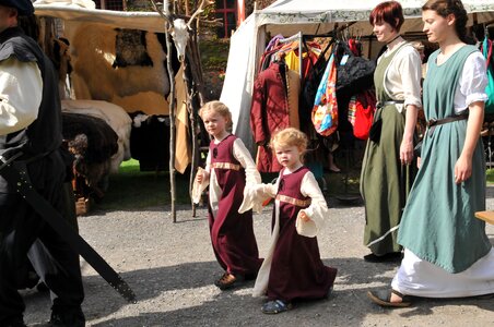 Girl middle ages market photo