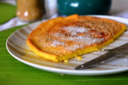 Sugar eating sweet dish