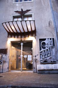 Art museum surrealist