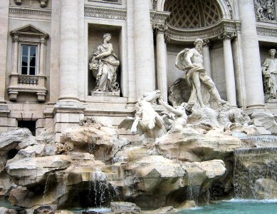 Fontana di trevi stone travel photo