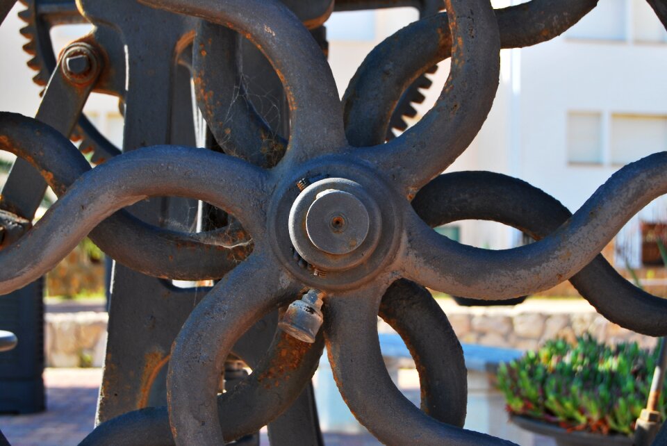 Iron metallic engineering