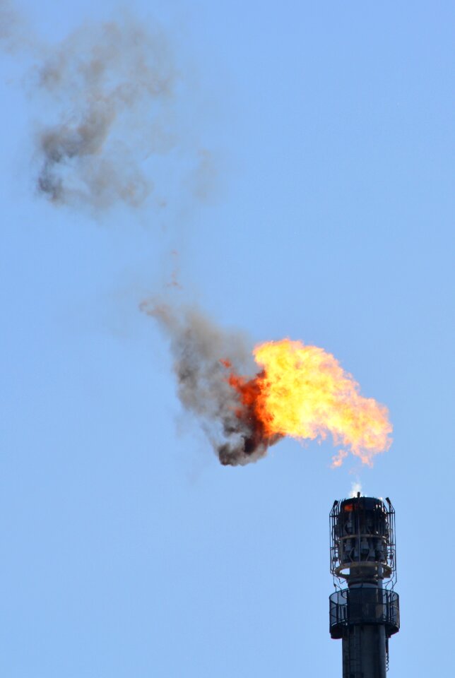 Industry flame pollution