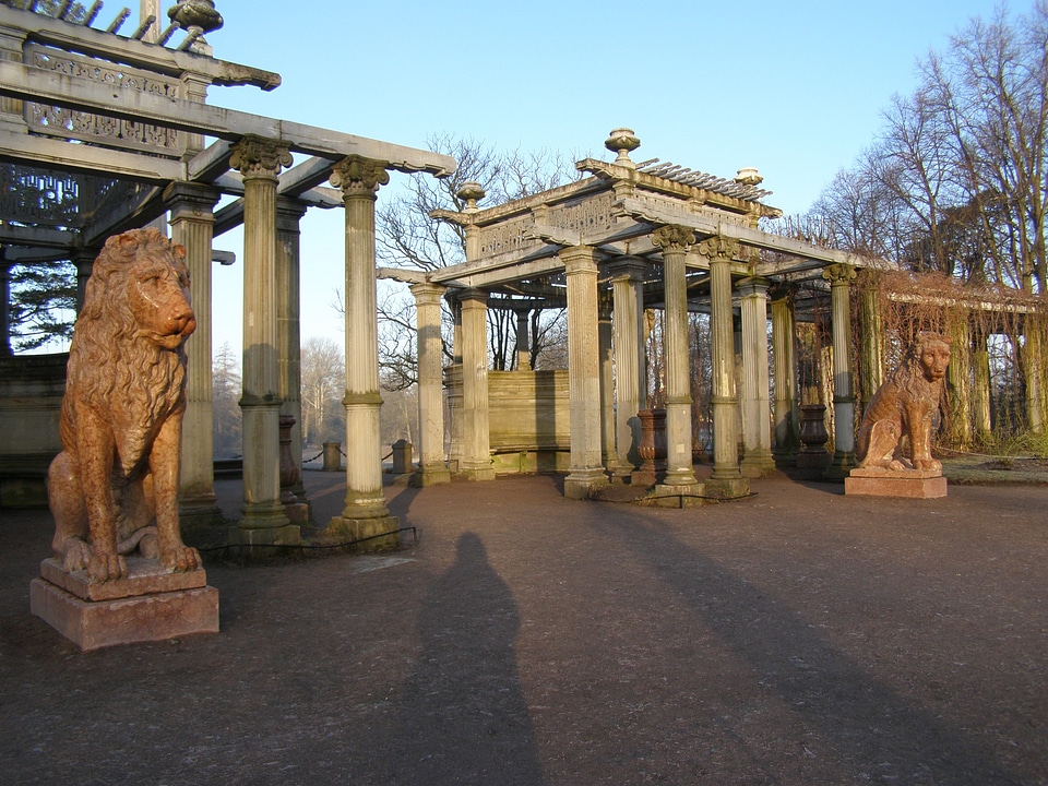 Morning sun monument