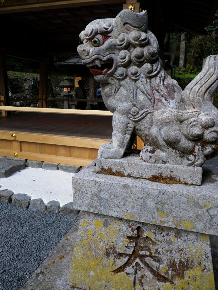 Guardian dogs japan shrine
