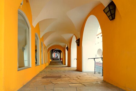 Architecture gang cloister photo